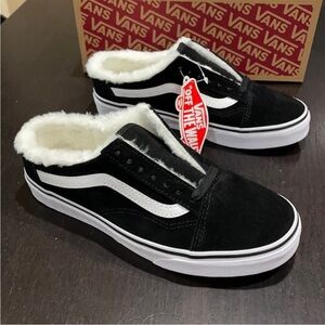 Vans® Ward Sherpa-Lined Suede Mules Womens Size 9.5